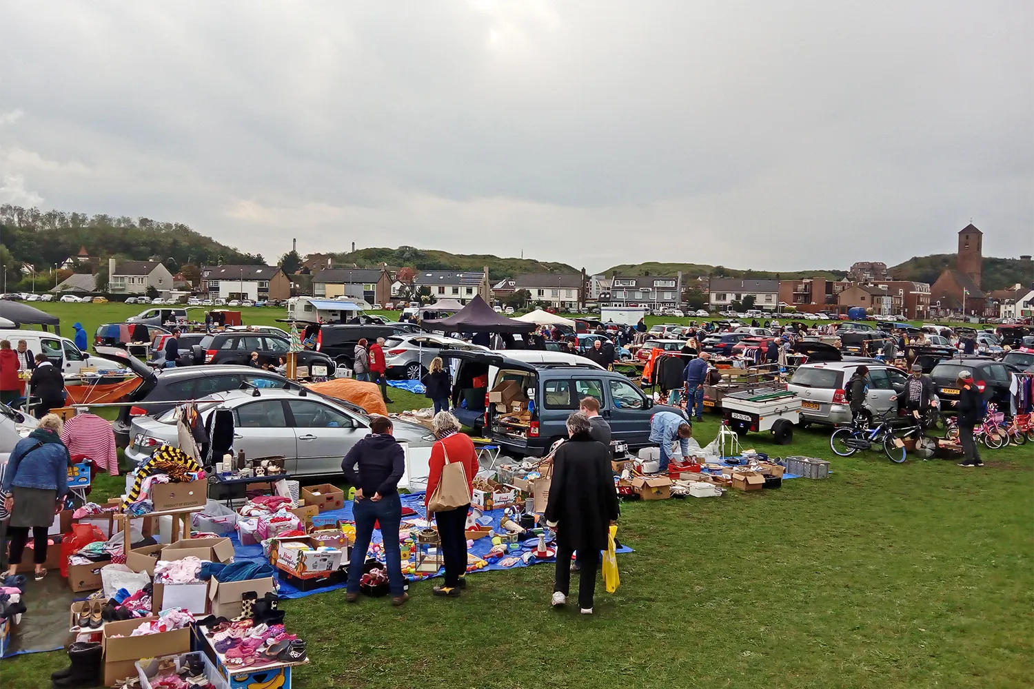 kofferbakmarkt wijk aan zee