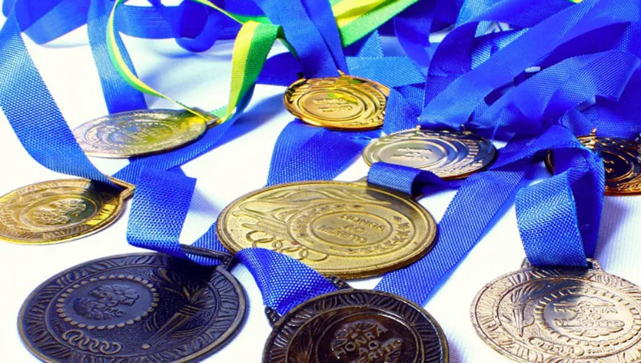 medal 646943 960 720 915x518 1