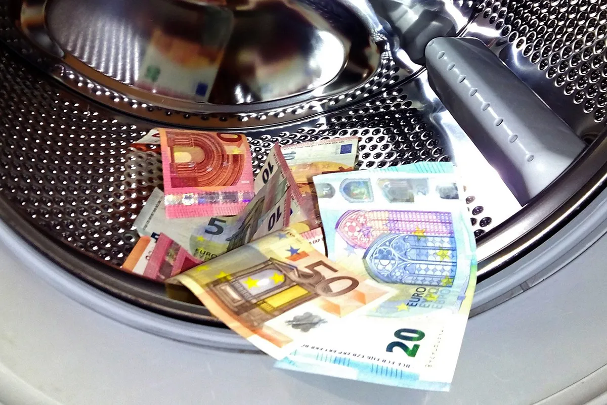 money laundering 1952737 1920