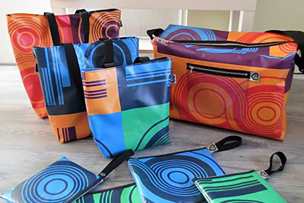 overzicht banner tassen tata 100 jaar 1 opt