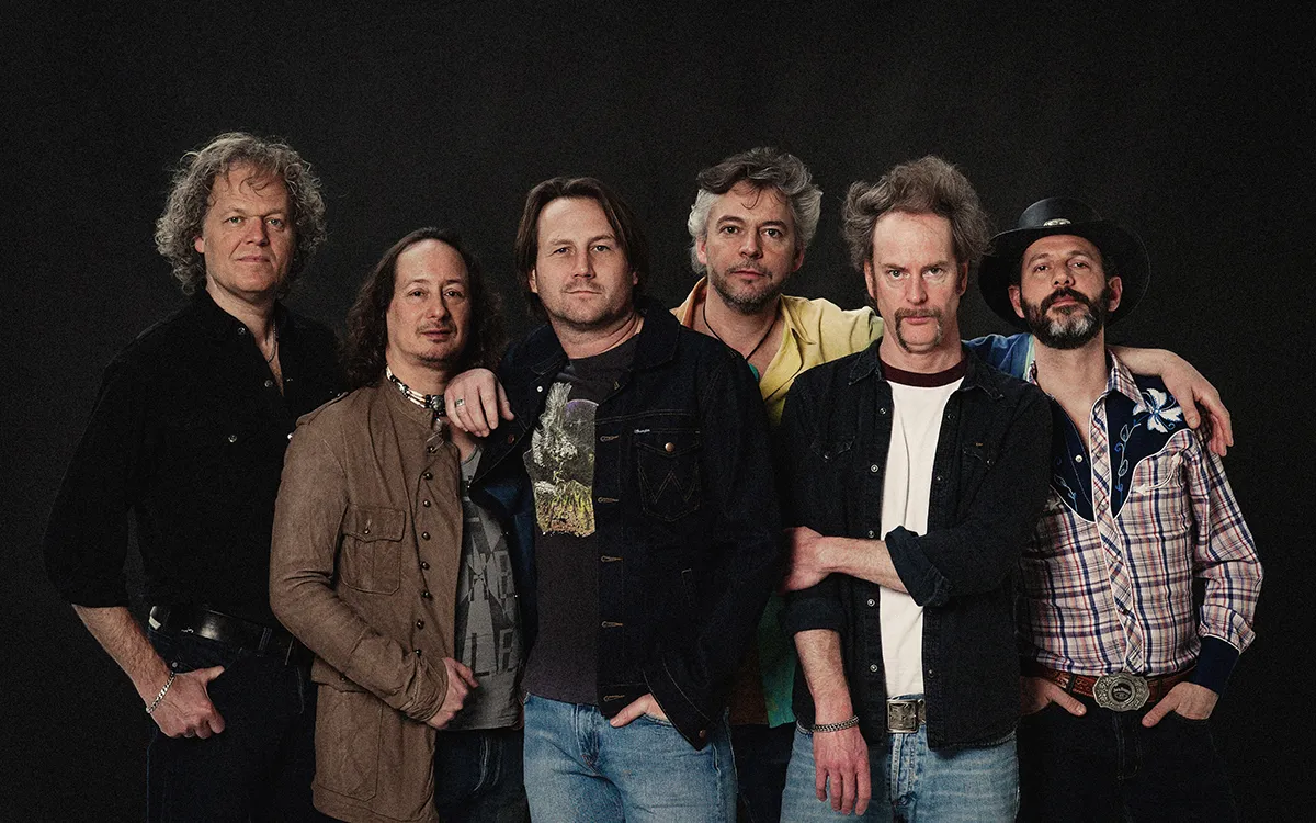 persfotodutch eagle fly like an eagle mr cover nieuw