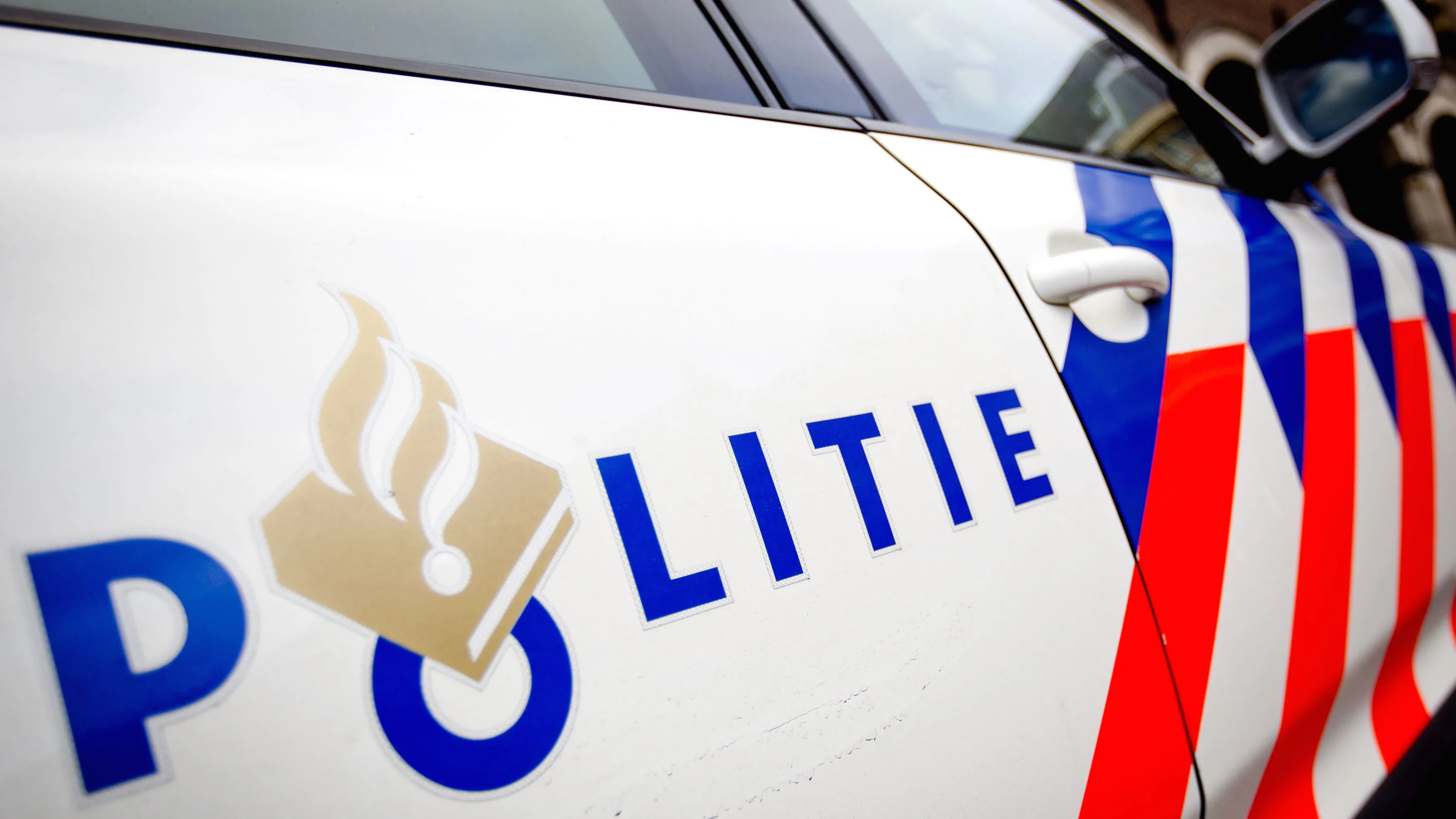 q5lsa12i9q2my7ycoelaty8bp politie 6