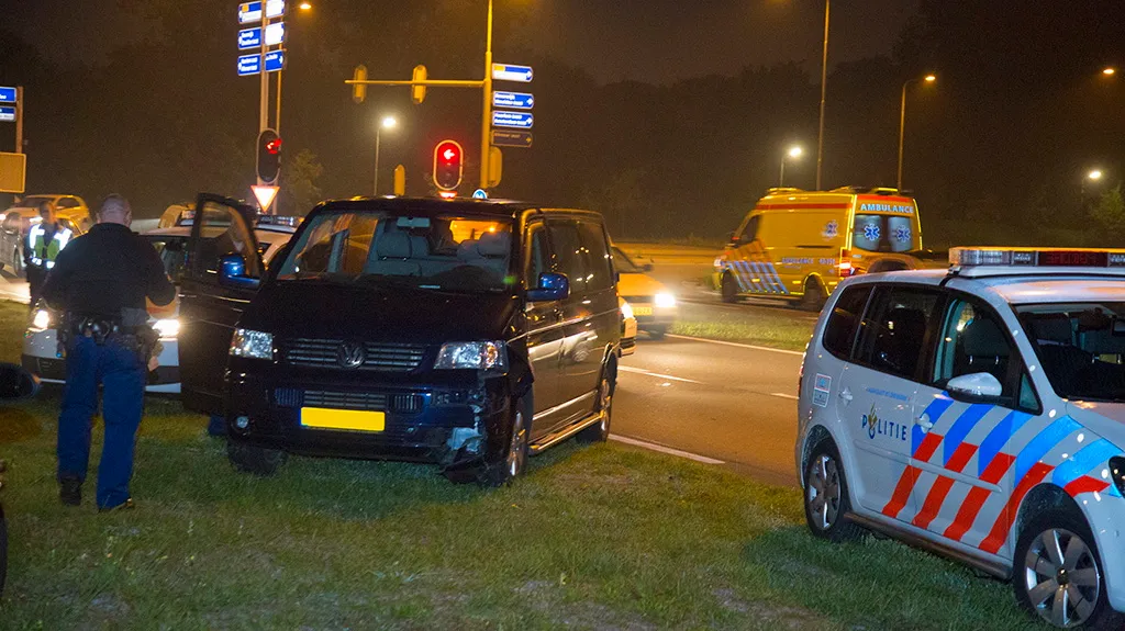 qm20plkjapypghdrdlzyxnmxb gecrashte onder invloed zijnde automobilist eindigt op wenckeb