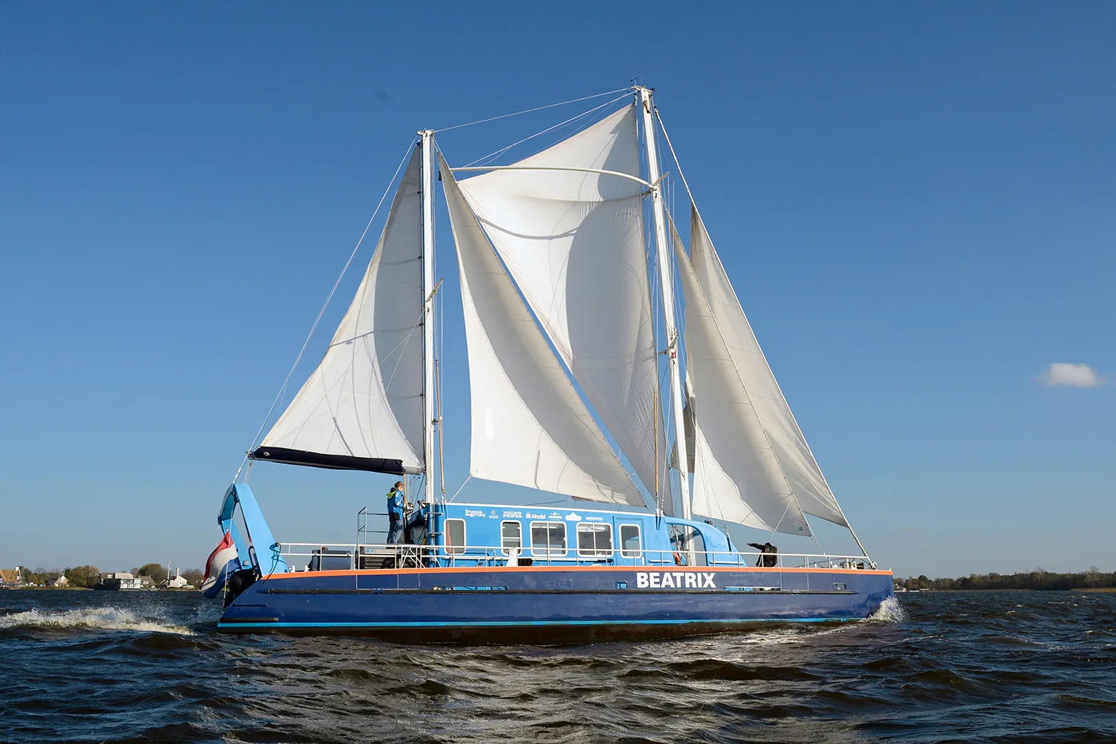 sailwise catamaran beatrix actief zeilen