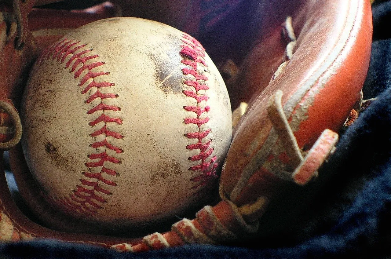 softball 1354947 1280