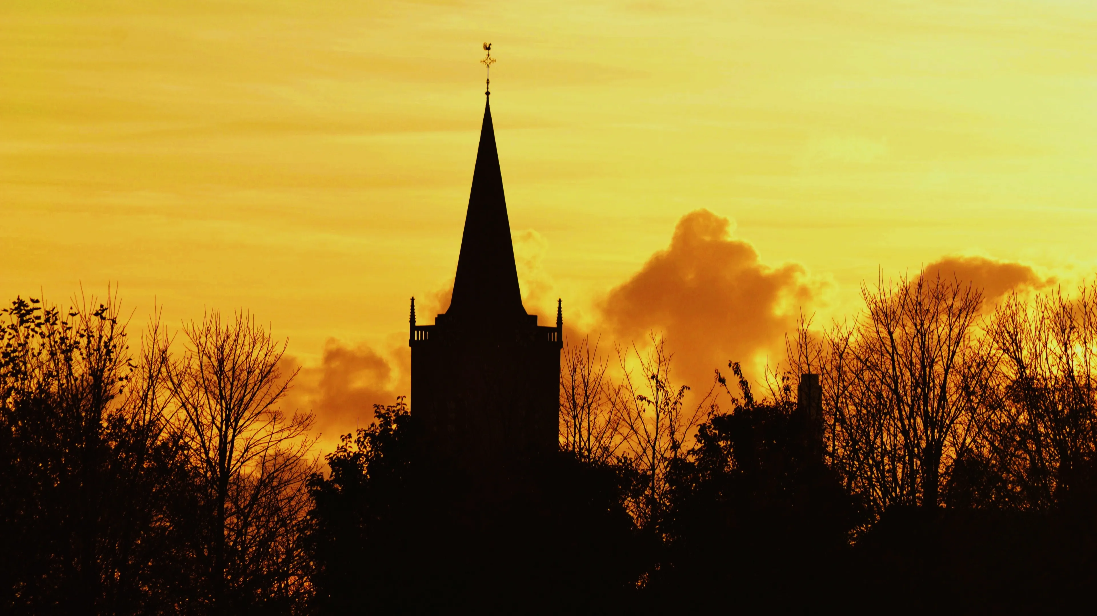 tu3qgryquxeghu0h3c8jv04ir zonsondergang 01 02 2014