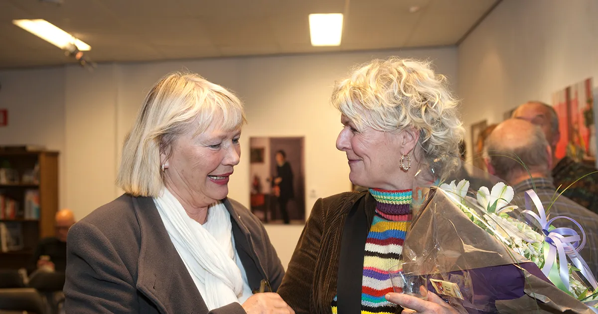 wim meijer fotografie mg 4761 wethouder cecilia van weel niesten met heleen vink banner