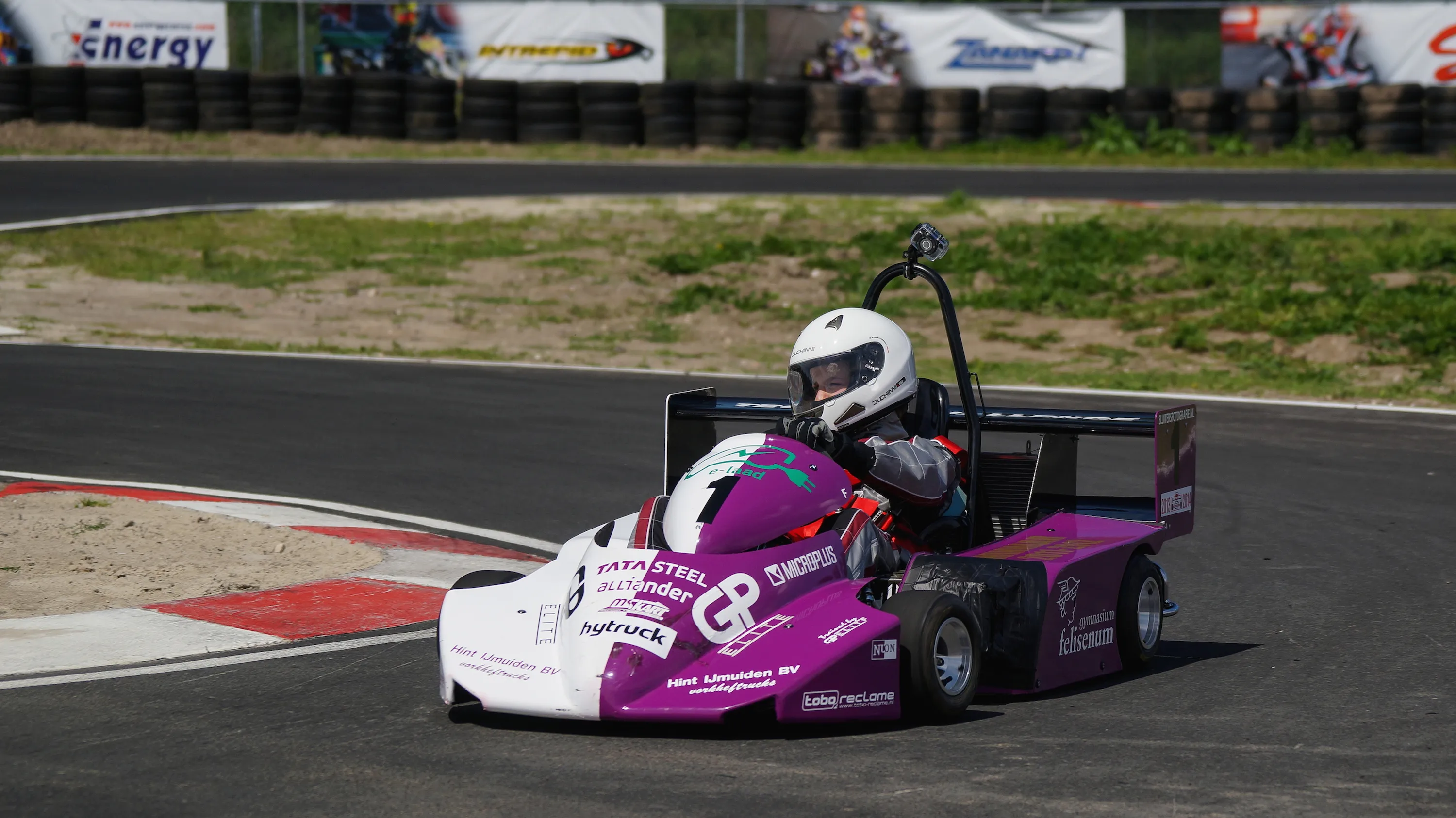 zddgkxm5o5noxxdxeb5f4q377 fel lelystad 12 06 2014 152