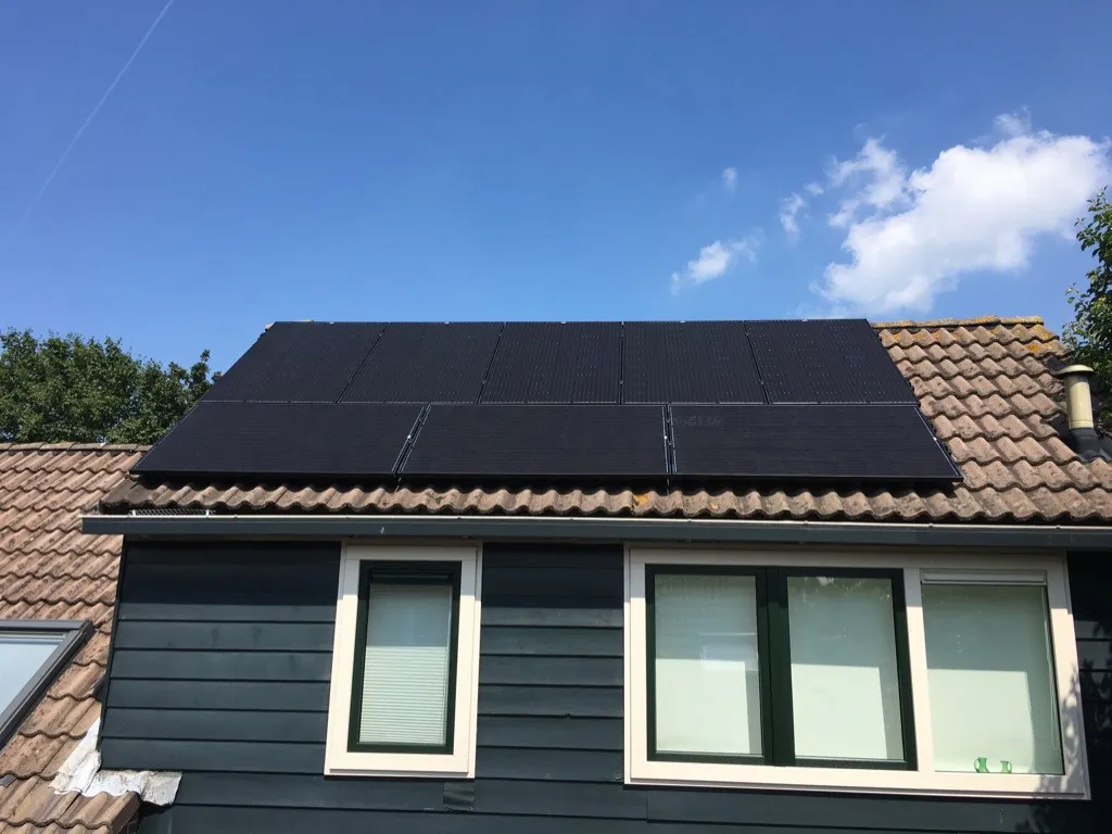 zonnepanelen schuin dak vb