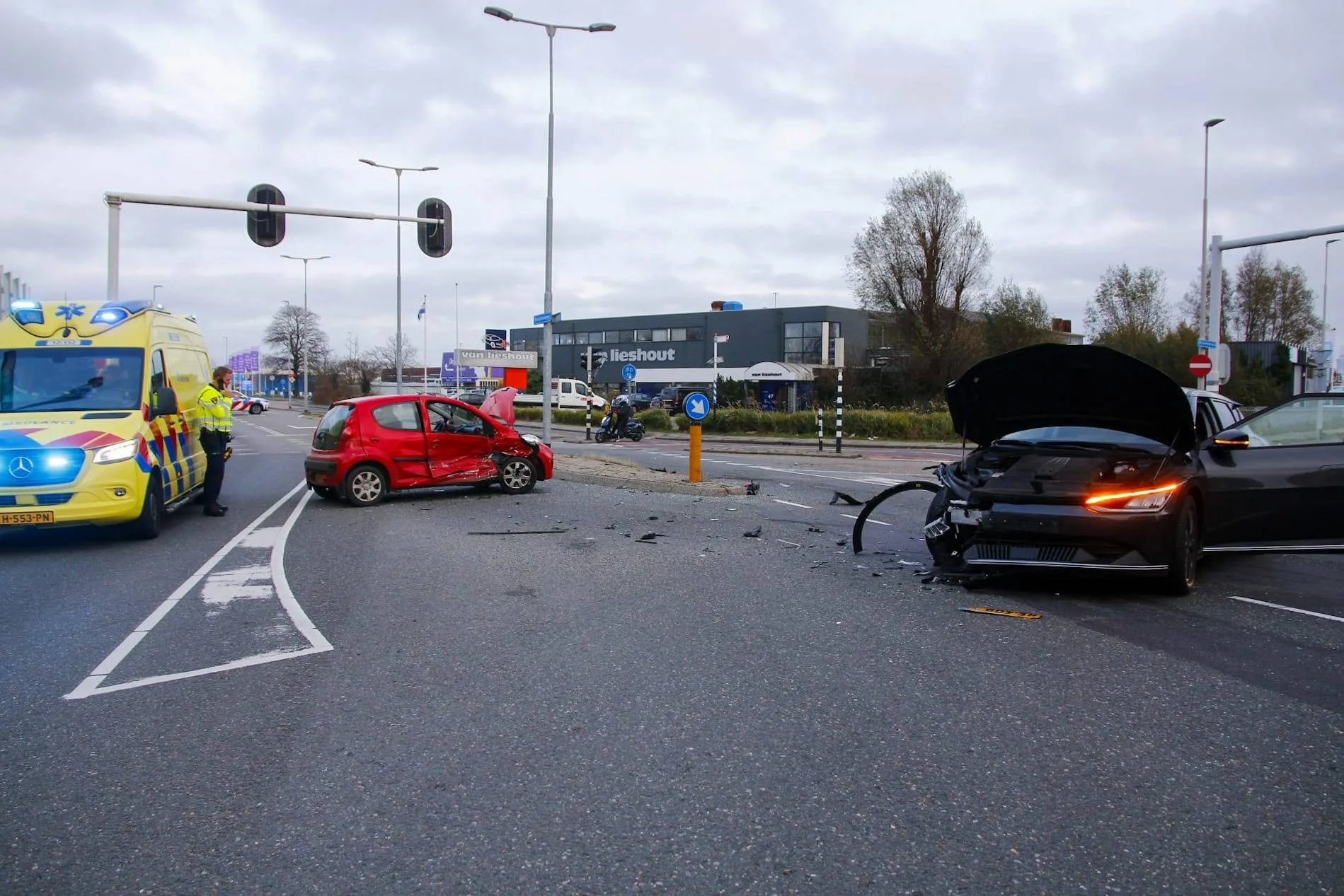 0C0D3594-2894-48C8-9CDC-16CE4307C7FD