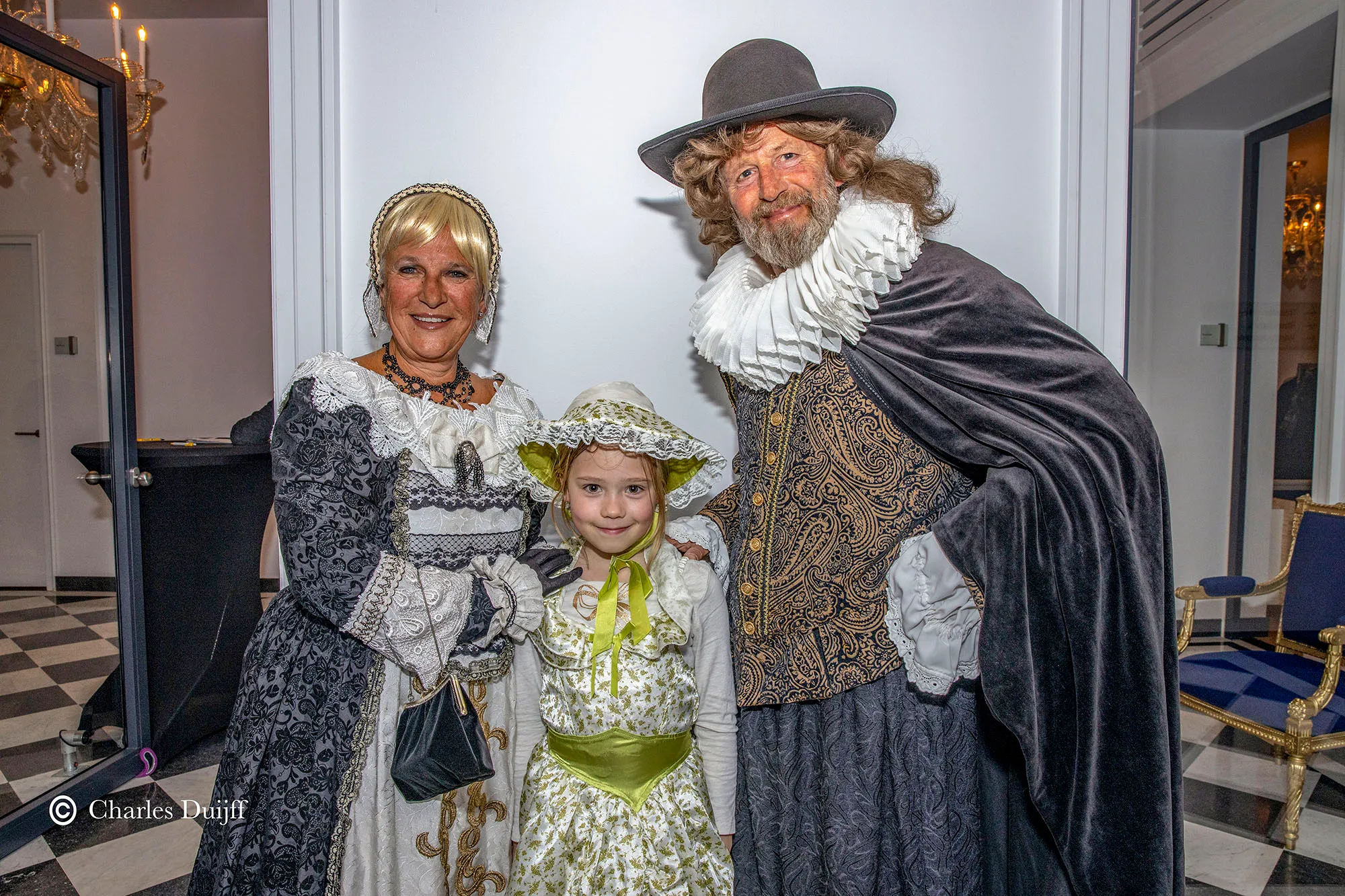 drietal klederdracht1