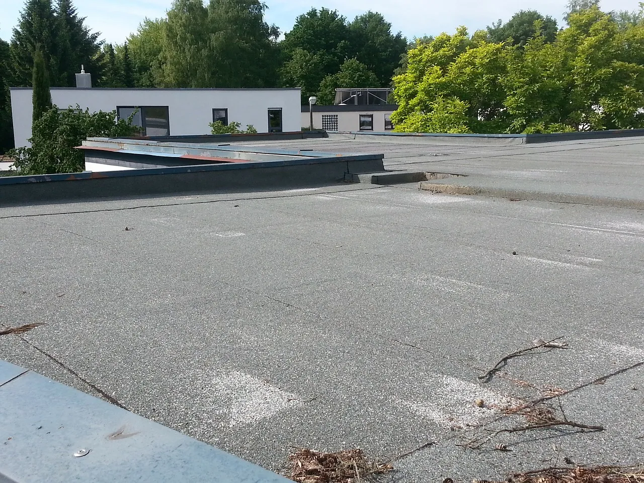 flat roof 349492 1280