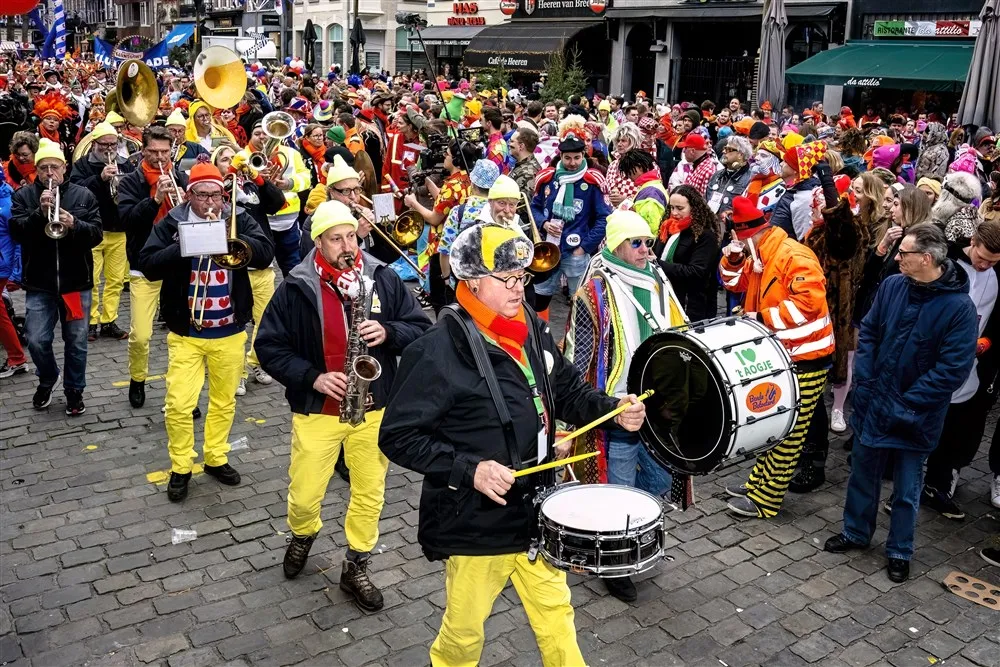 download 121073 s1000x1000