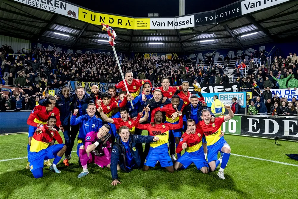 download 122406 s1000x1000