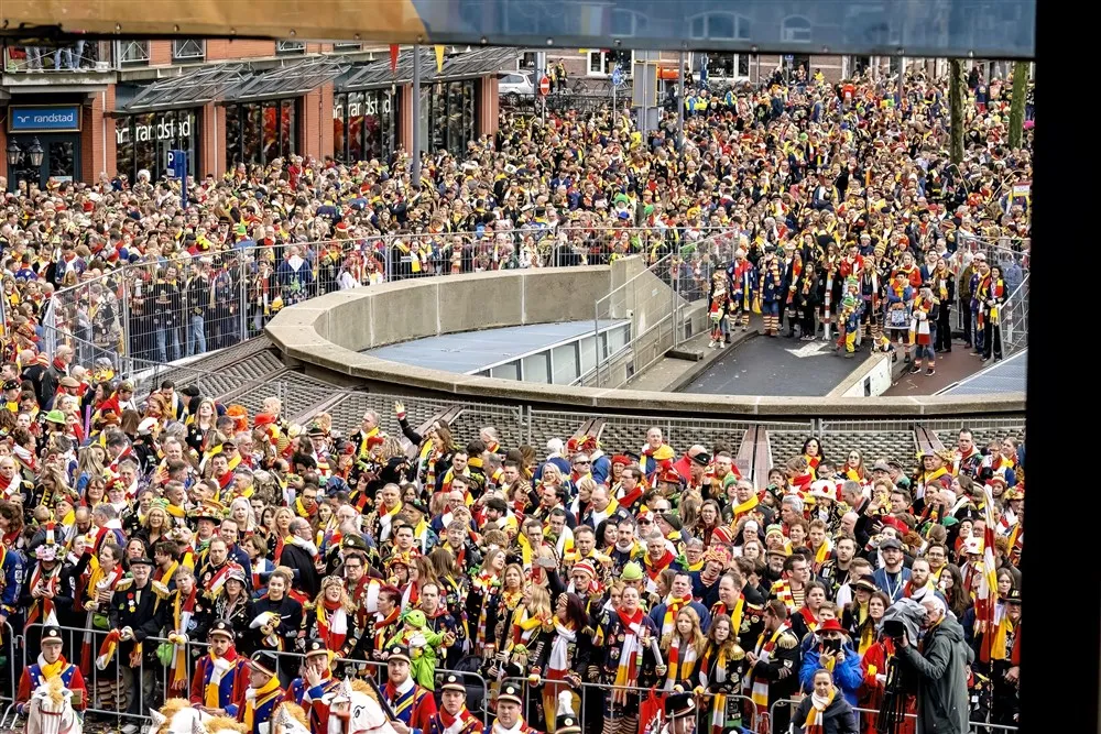 download 122882 s1000x1000