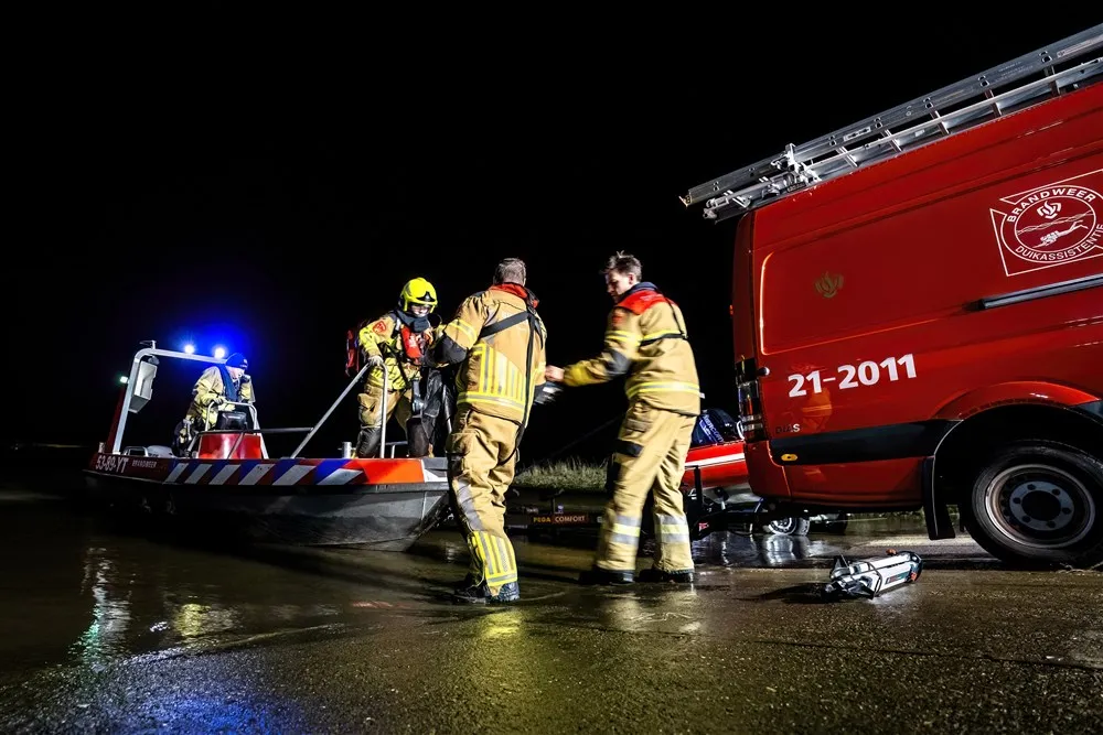 download 124893 s1000x1000