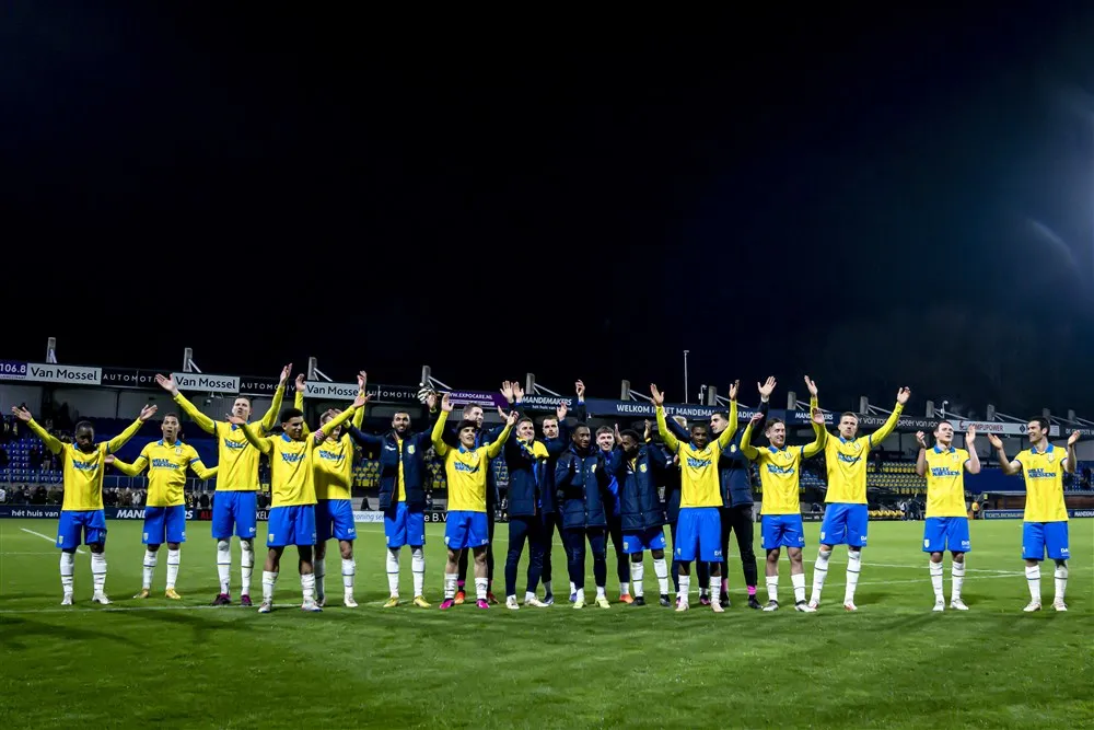 download 125842 s1000x1000