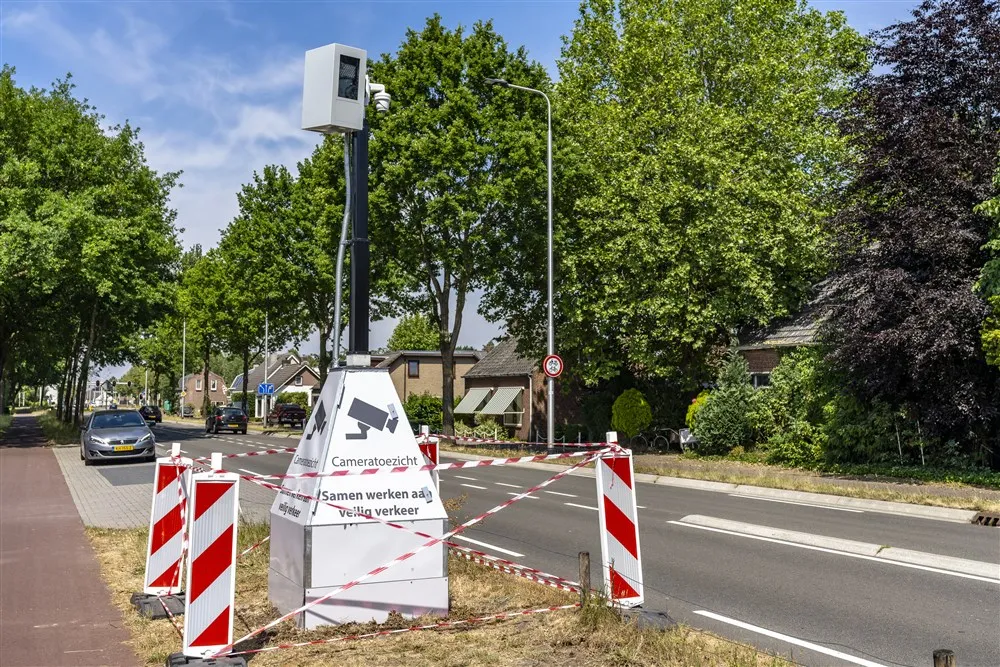 download 28673 s1000x1000