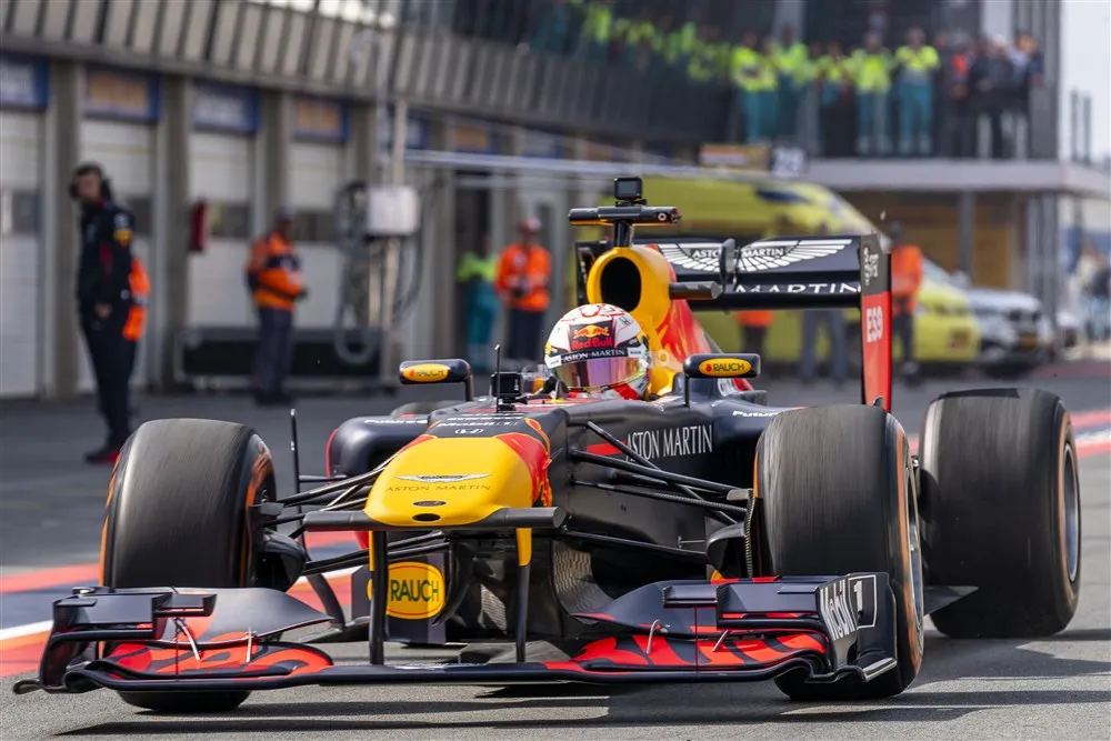 download scaled 1000x1000 3483