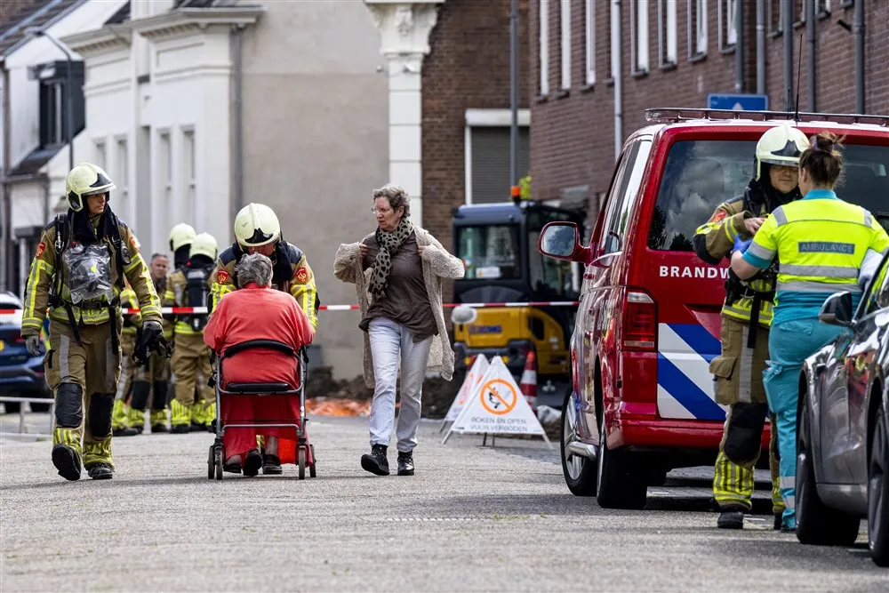 download scaled 1000x1000 90616