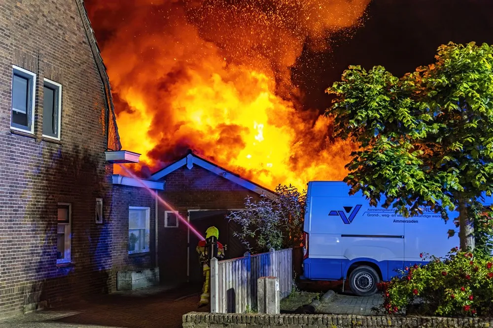 download scaled 1000x1000 90676