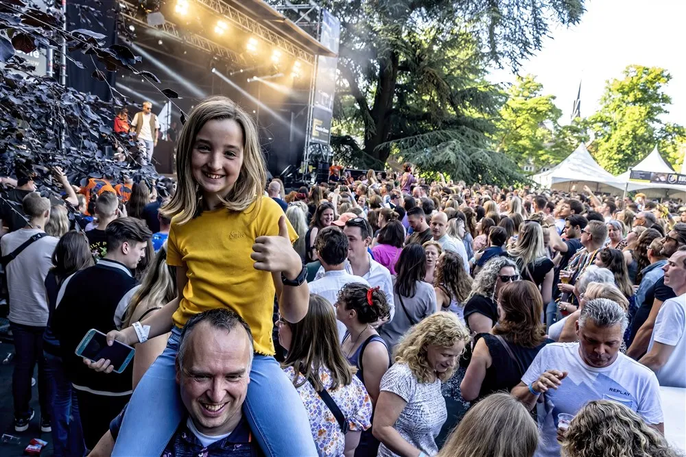 download scaled 1000x1000 92615