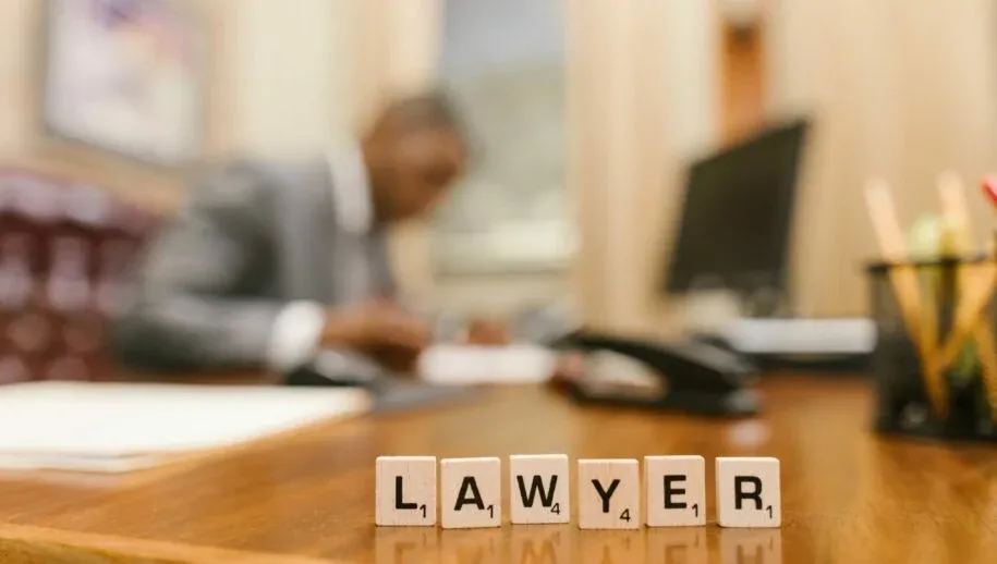 pexels rdne stock project klein7841812 scaled 915x518 1