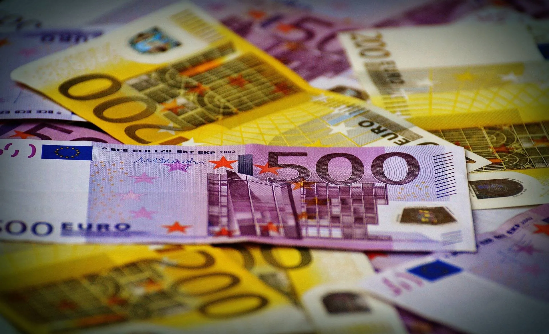 money 1508525 1920 image by alexa from pixabay
