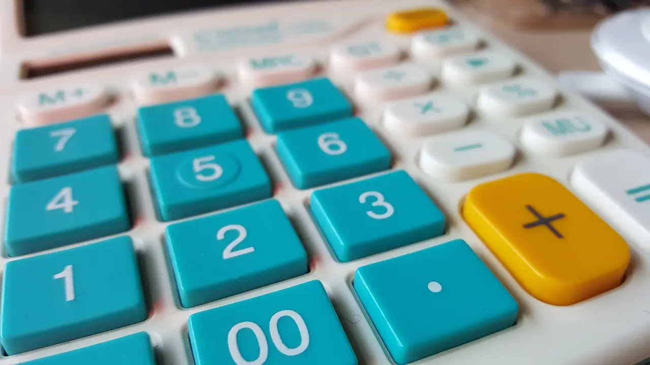 calculator gdcd9051c0 1280