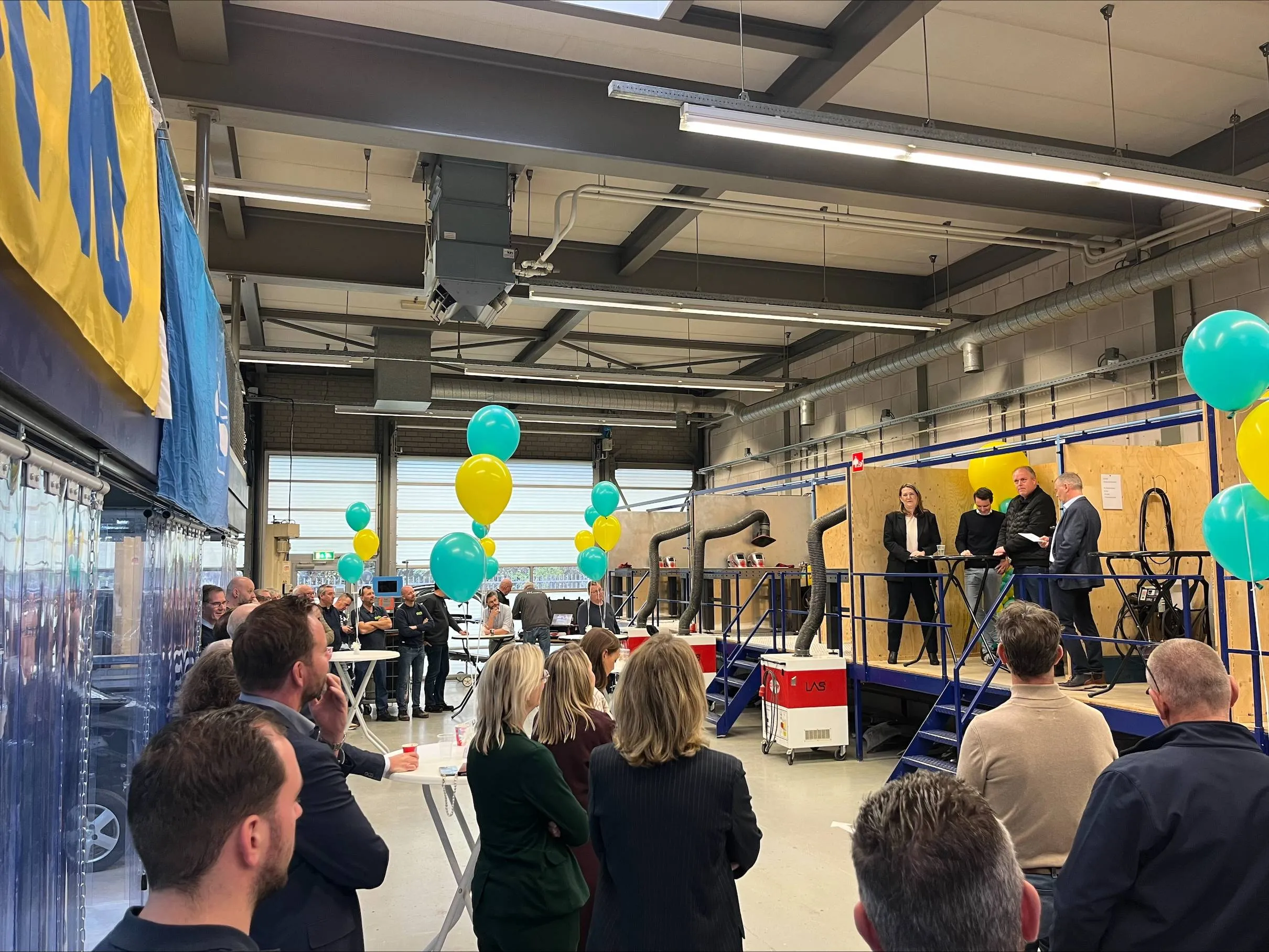 opening autoherstel curio