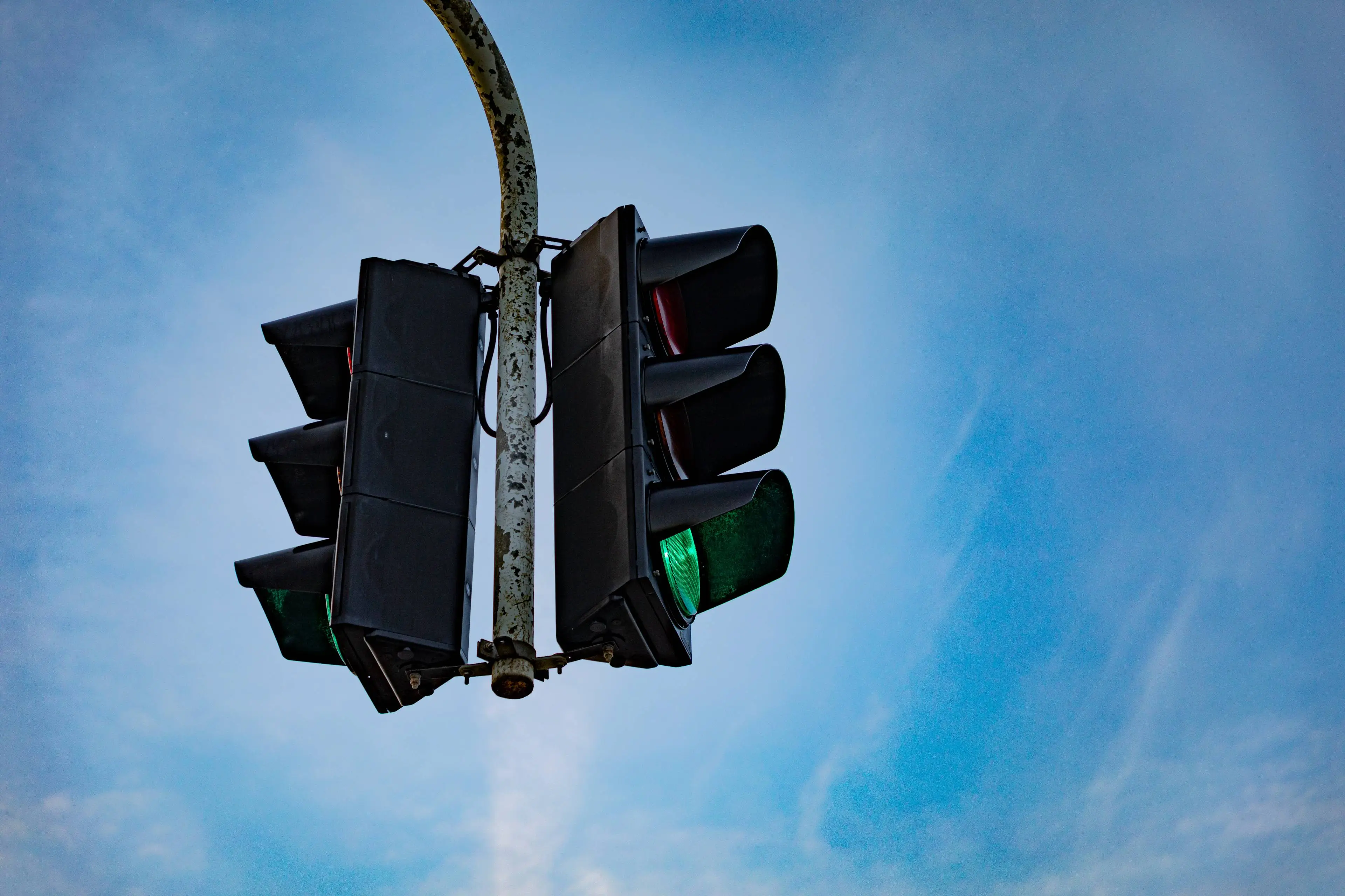 dimhou-traffic-light-6909085