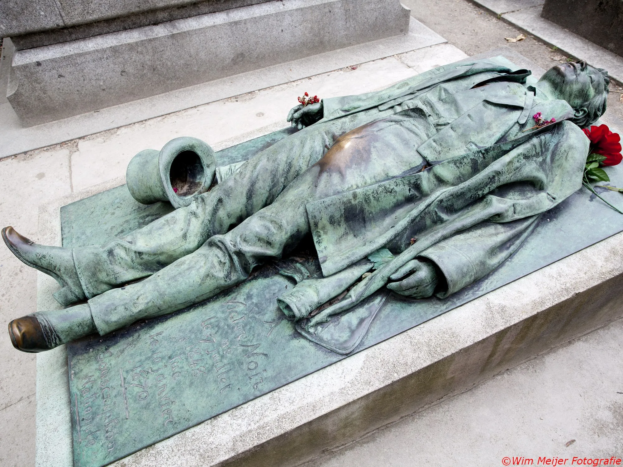 1074734 641978779147411 977832693 o