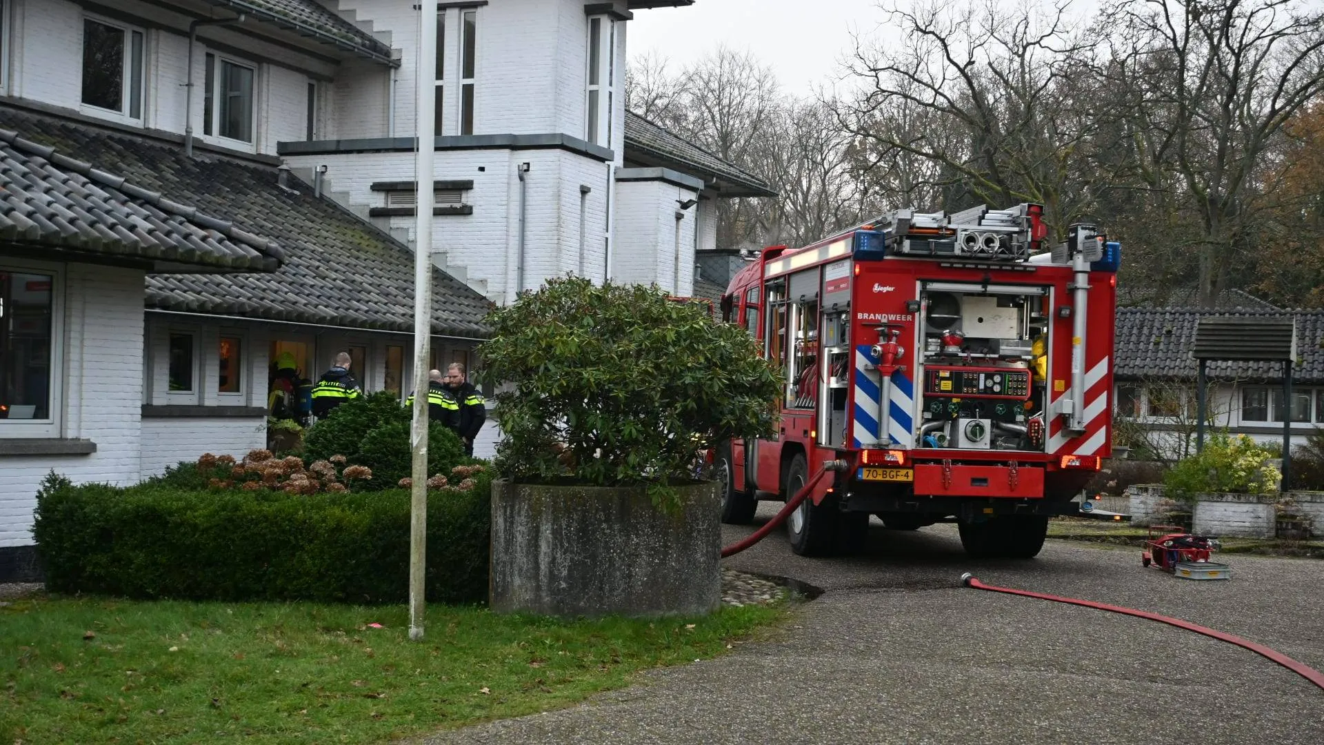 57EE4E6B-AAF7-488D-80AA-3A91EB82BBA7