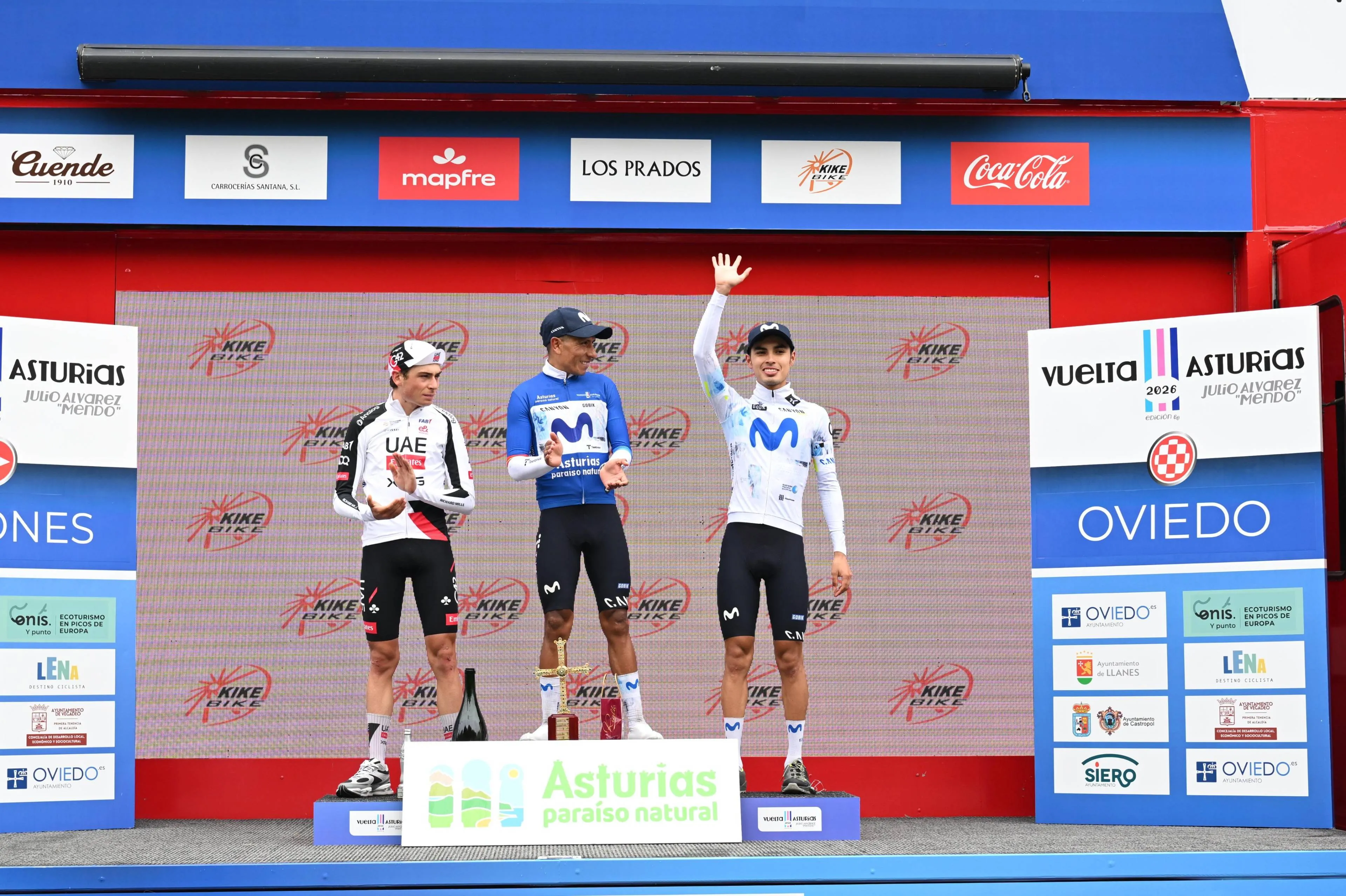 Podio final © Vuelta Asturias