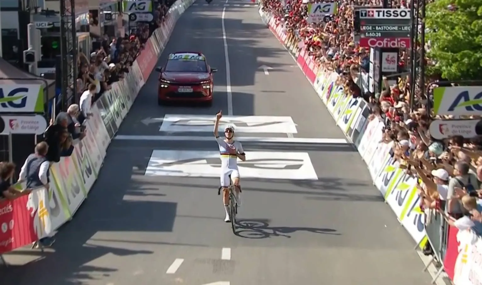 Tadej Pogacar gana la Lieja-Bastoña-Lieja 2026.