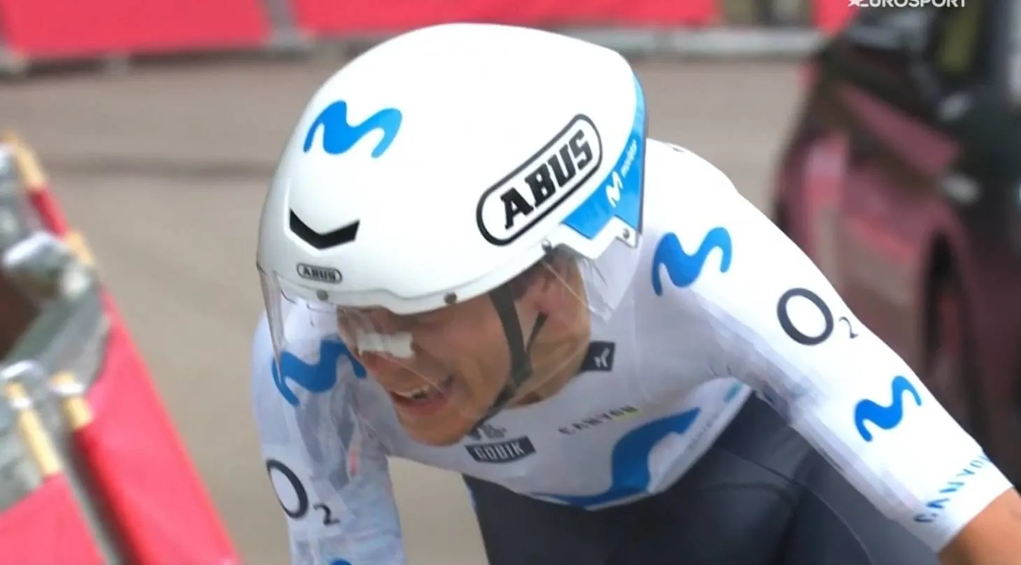Cian Uijtdebroeks, estrella de Movistar Team.