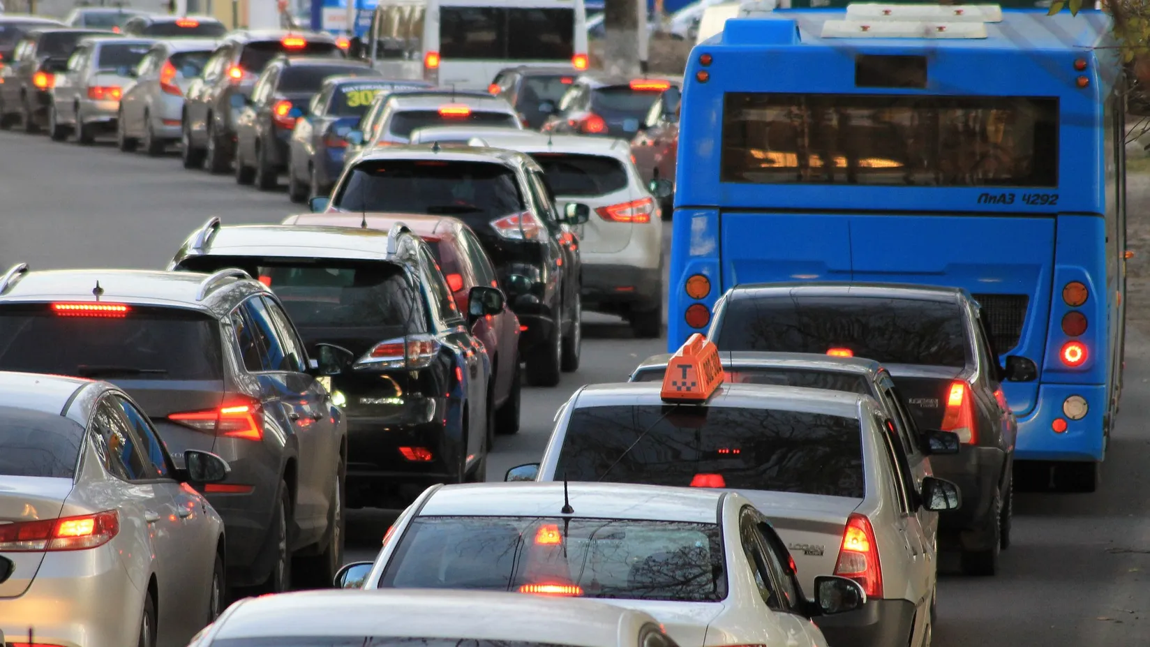 file traffic jam 4522805 1920