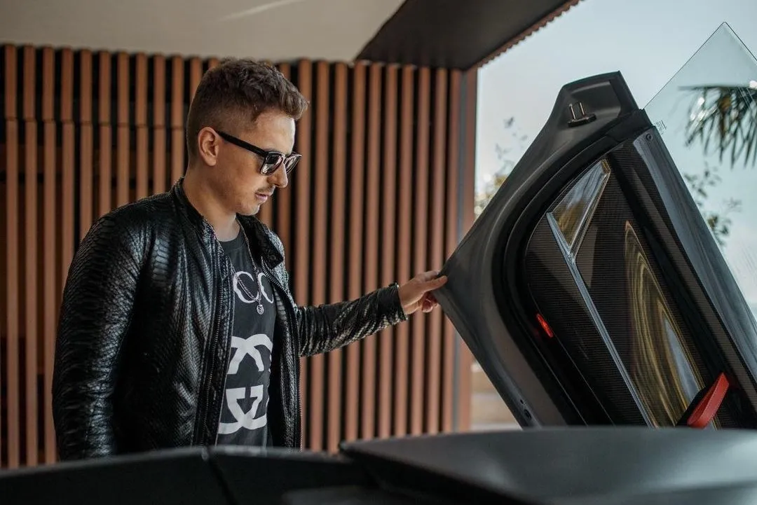 177654627 485594299543299 6831928555124644375 n 1