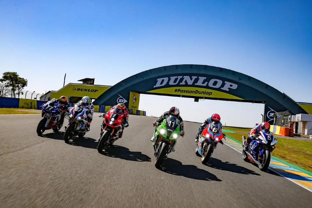 24 heures motos parade 2021