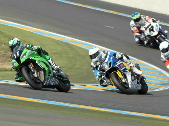 24h le mans kawasakisrc suzuki sert 2011