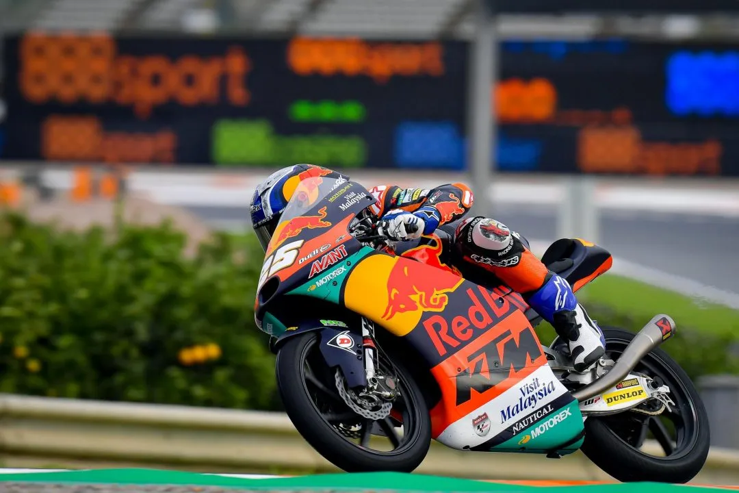 25 raul fernandez dsc0779gallery full top fullscreen e1604831956825