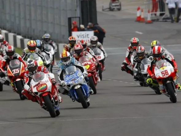 250cc start donington park