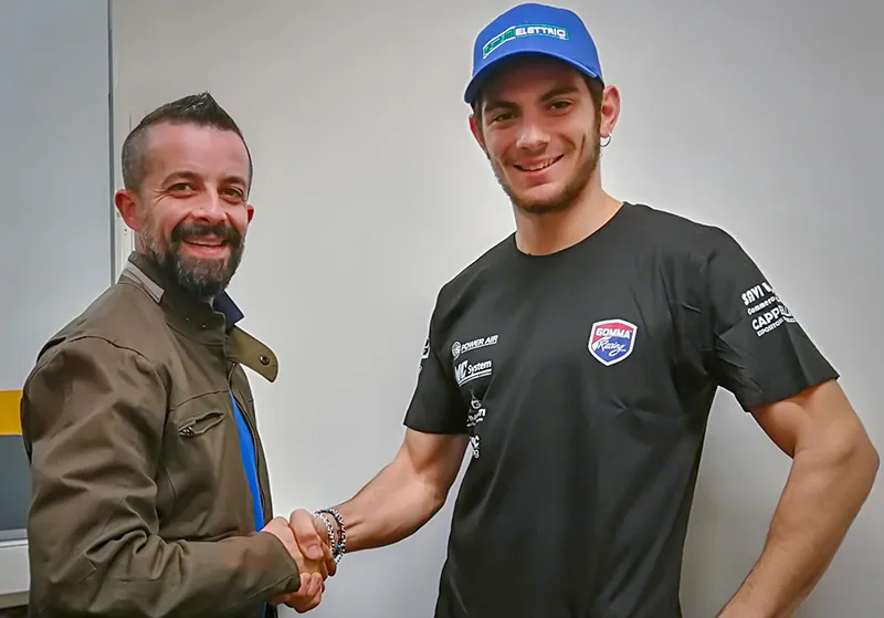 48390275 1164312757065936 506166701902004224 o