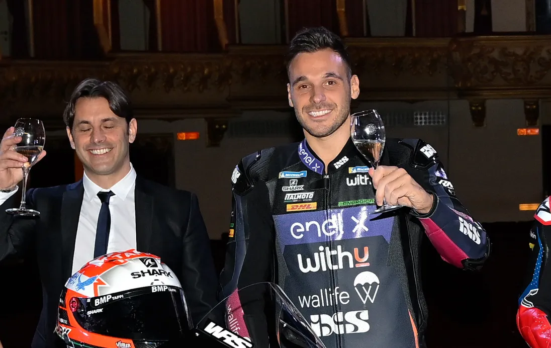 51840422011 43f3752c35 o 1 1