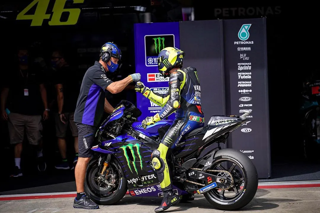 622444cf b45a 4f25 8bec 126b1968df9d