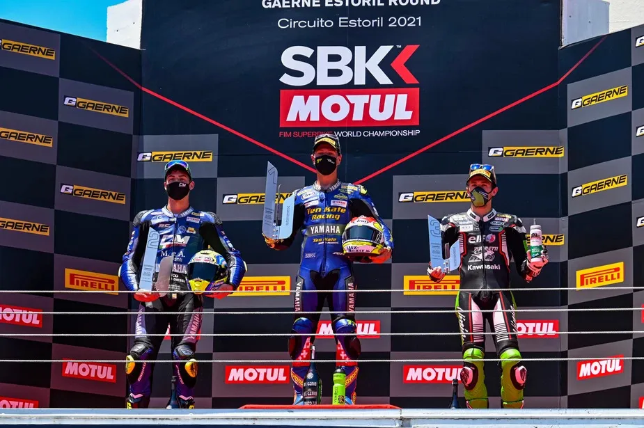 6a5f68 4a68131e442a457c8d0bbcfc965d2127 mv2