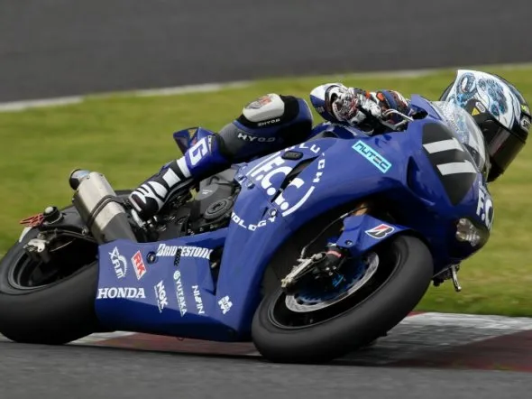 8 hours suzuka 2011 1
