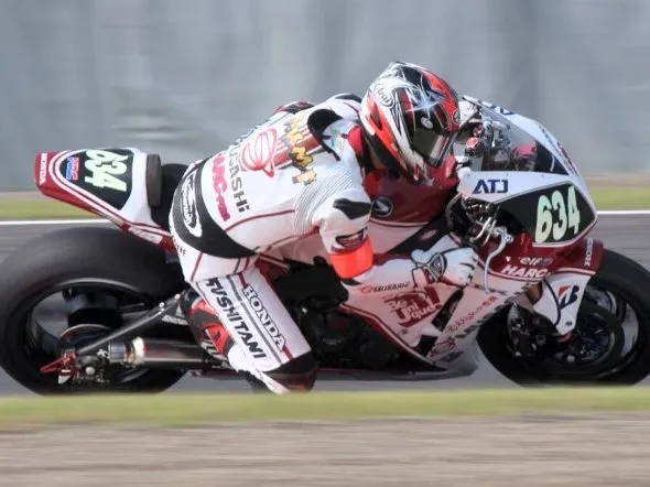 8h suzuka first hour 2013 1