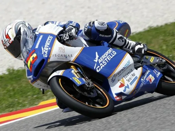 adrian martin aprilia 2010