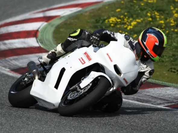 ajr motorrad testbarcellona